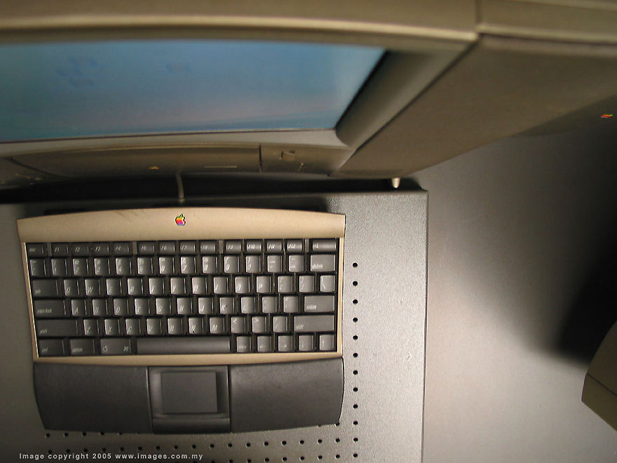 Apple's 20th Anniversary Mac model (63k) Loading ...