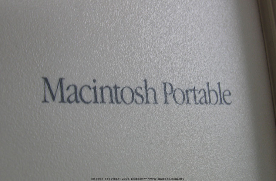 Macintosh portable entry page Image (56k) Loading ....