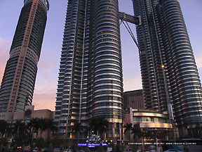 KLCC-tri_towers_mdm.jpg