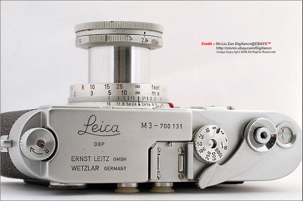 The top plate panel showing  the serial number of Leica M3-700131 double stroke early model