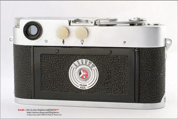 Rear section of Leica M3-700131 double stroke early model with film reminder diac in ASA 6-200