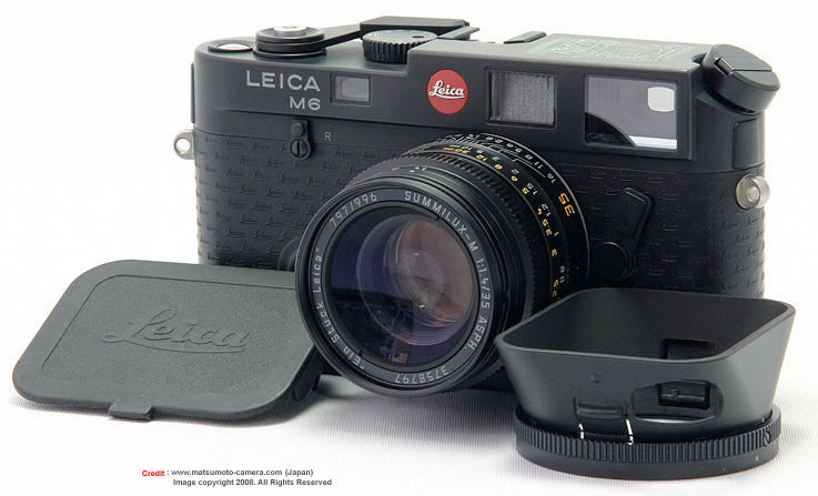 Leica M6 Ein Stuck IPO model special edition, 1996 with dedicated lens hood and lens cap for Summilux 1:1.4/35mm ASPH