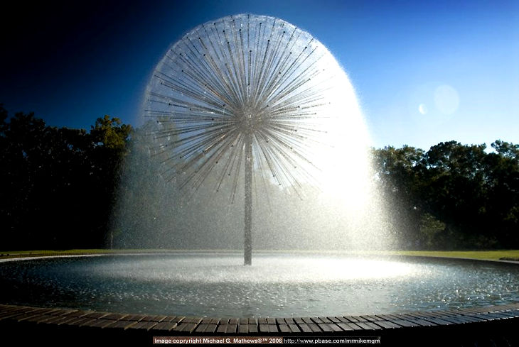 outdoor fountain by Michael Mathews 's 18mm lenshttp://www.pbase.com/mrmikemgm
