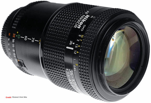 Nikon Zoom lens 35-105mm f/3.5~4.5D IF by Roland Vink