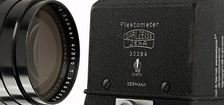 Front section view of Carl Zeiss Jena Flektometer  mirror housing and Sonnar 4/300mm black telephoto lens