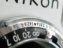 Photo Gallery on Nikon S3 Chrome Millennium edition, 2000  lens mount coupling