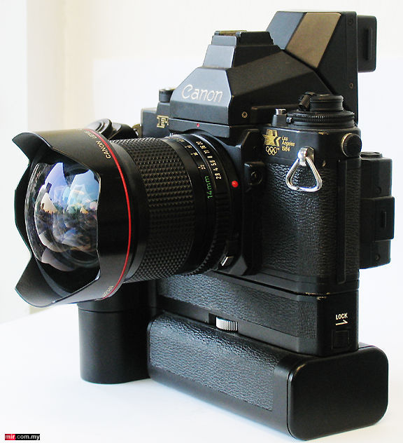 Canon New F-1 - Its Motor Drive and the Power Winder
