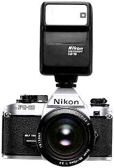 Nikon FG with SB-19.jpg (17k)