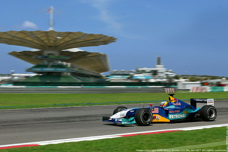Petronas Souber Formula One (F1) car testing at Sepang F1 Circuit (100k) Jpeg  Loading .....