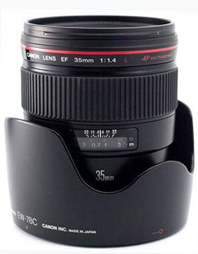 Canon35mm f/1.4L with lens hood EE-78C