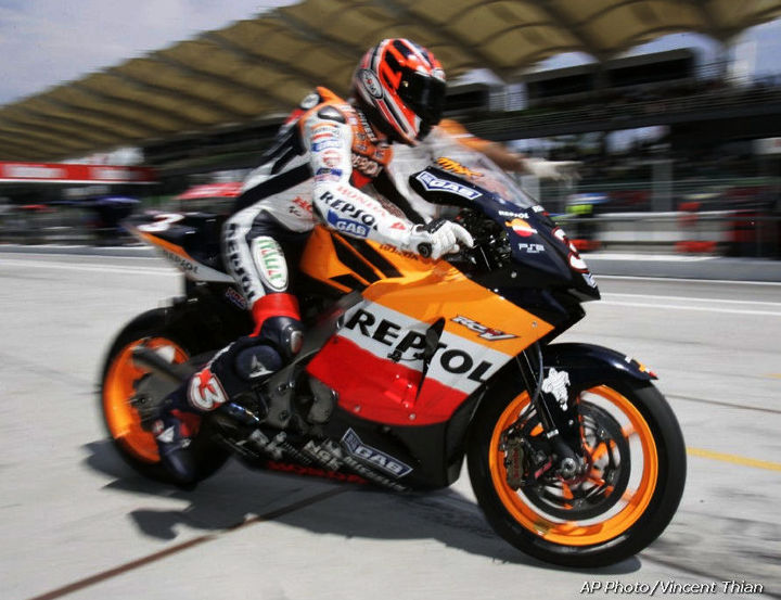 Repsol Honda rider, Motor GP, Sepang F-1 Circuit.. loading ...