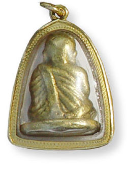 nunpohnganFooRear.jpg