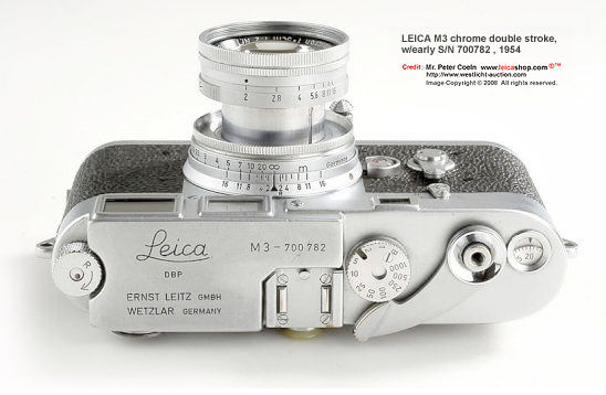 Top camera plate of a Leica M3 early double stroke unit with early S/N and Summicron 2/5cm 