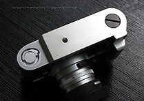 Base view of the Hand Grip with Leica Base plate and film back toggle