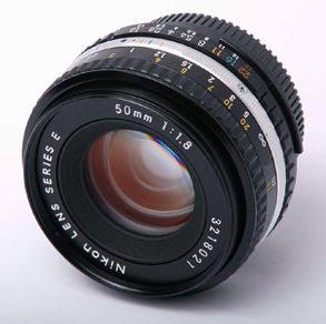 カメラ レンズ(単焦点) Nikkor 50mm f/1.4 Ai-S & 50mm f/1.2 Ai-S Standard Lenses - Version 