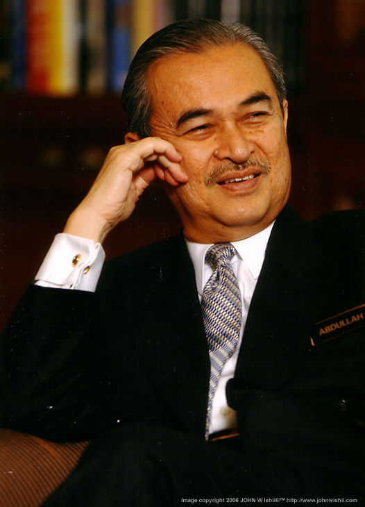 Abdullah Badawi, Prime Minister of Malaysia during a press conference at International meet