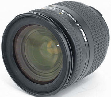 Nikon's AF Zoom Nikkor 28-200mm f/3.5~5.6D IF wide-telephoto zoom