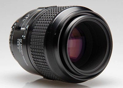 Nikon AF Micro-Nikkor 105mm f/2.8D Lense