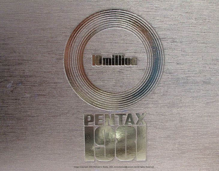 Pentax LX GOLD Limited Edition.jpg (83k) Image Loading now...